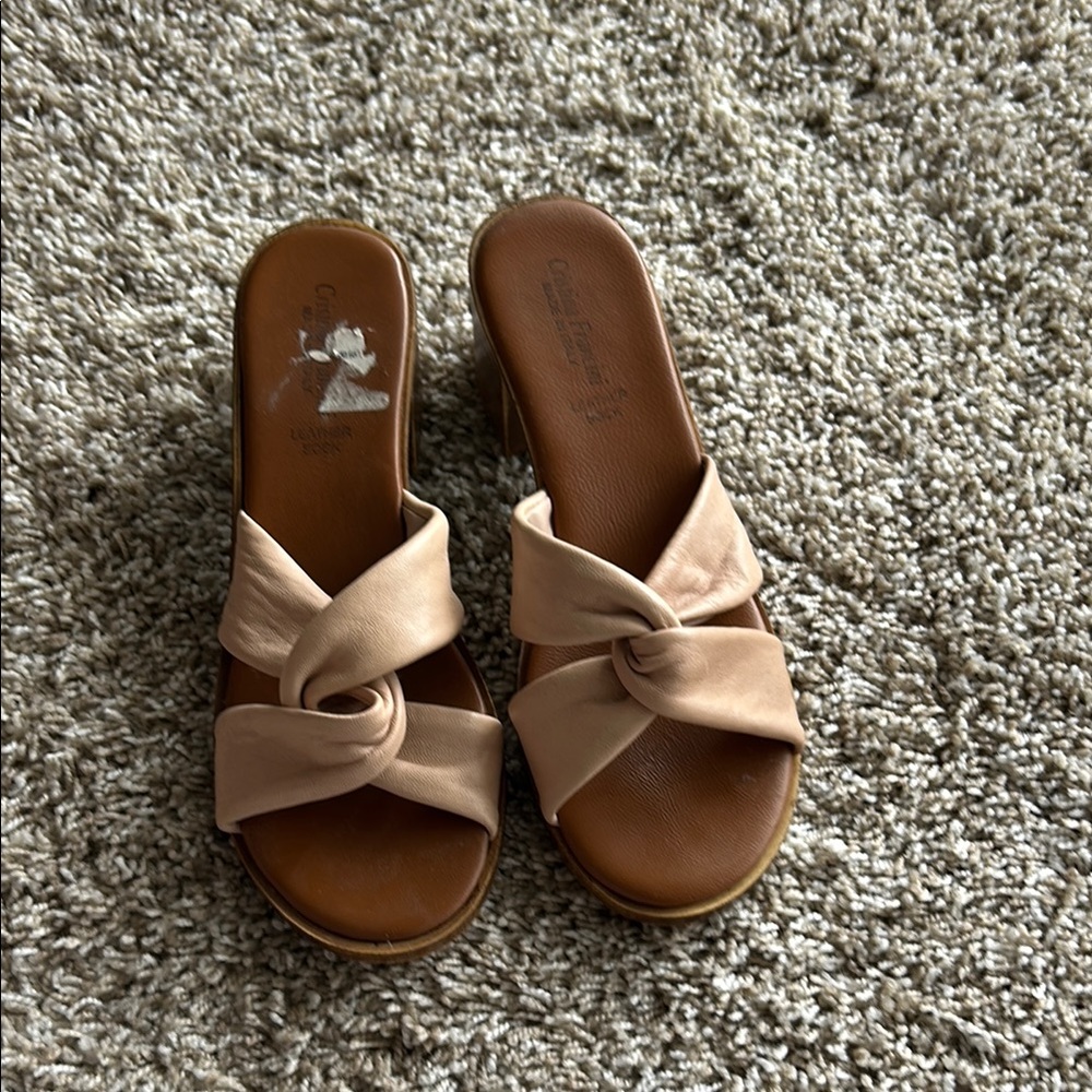 Leather sandals